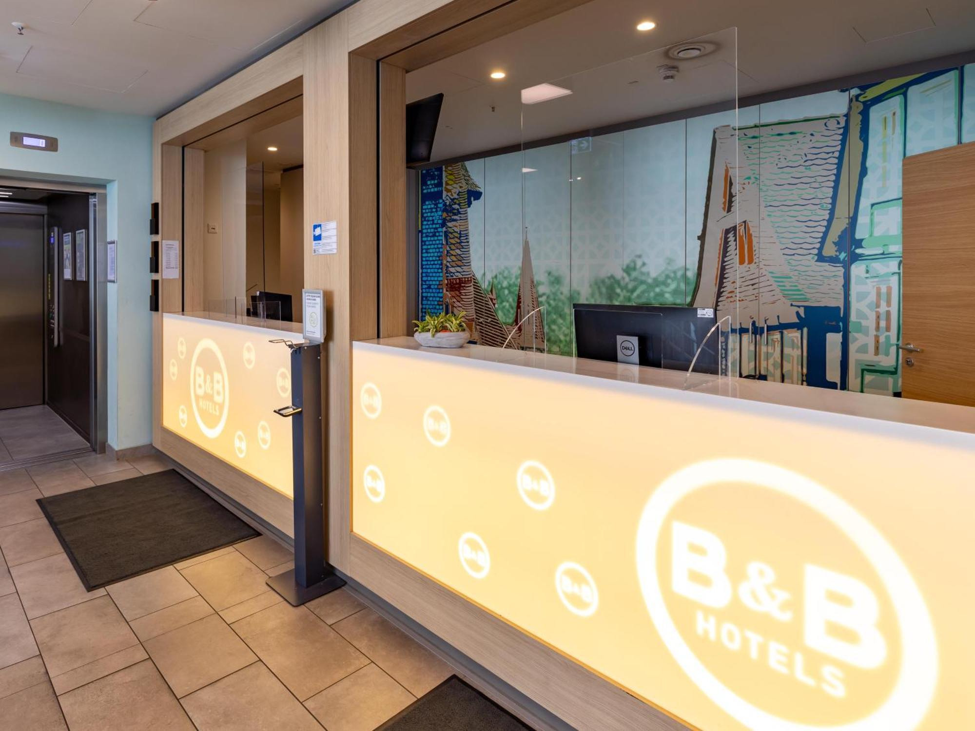 B&B Hotel Marburg Bagian luar foto